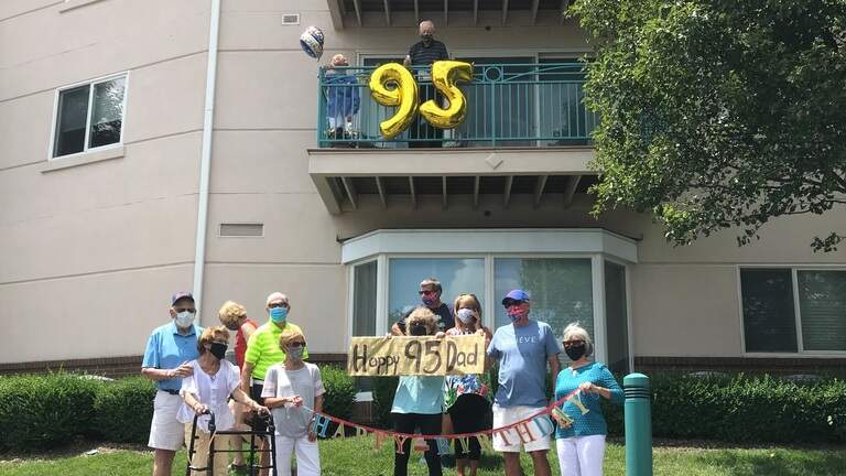 This longtime KC golfer, educator celebrated his 95th in quarantine ... with a surprise
