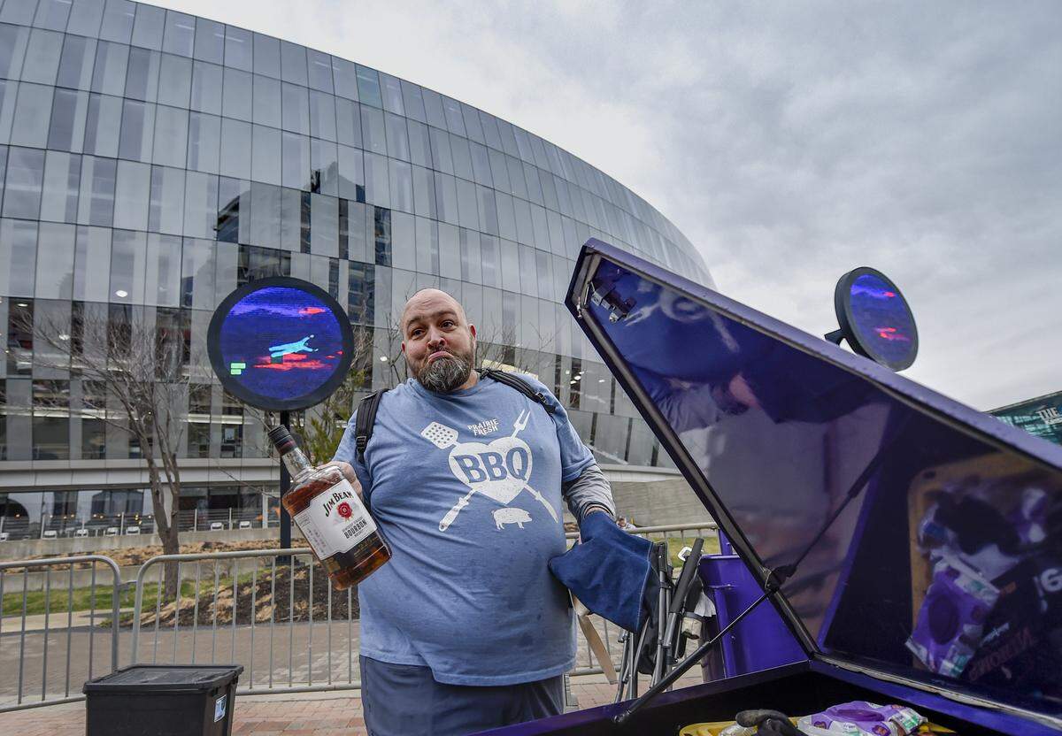 What do I do with this? said Luke Darnell of Old Virginia Smoke, a competition barbecue team from Bristow, Virginia, who packed up his gear March 12 after the Big 12 Conference canceled the men’s and women’s tournaments at the Sprint Center and Municipal Auditorium because of coronavirus concerns. Health comes first and safety comes first, said Darnell.