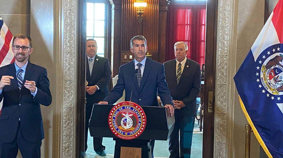 Donald G. Kauerauf was introduced Wednesday as the new Director of the Missouri Department of Health and Senior Services. Kauerauf served as the assistant director of the Illinois Department of Public Health from 2016 until his retirement in 2018.