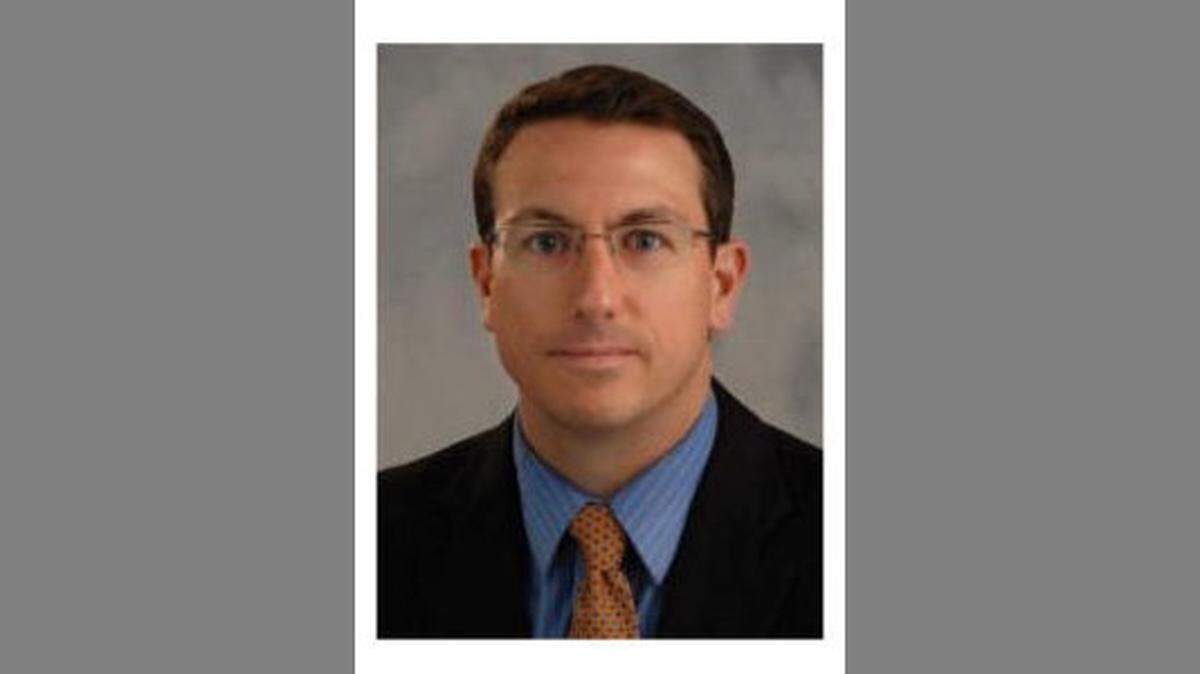 Director of Missouri’s embattled public defender system resigning after four years