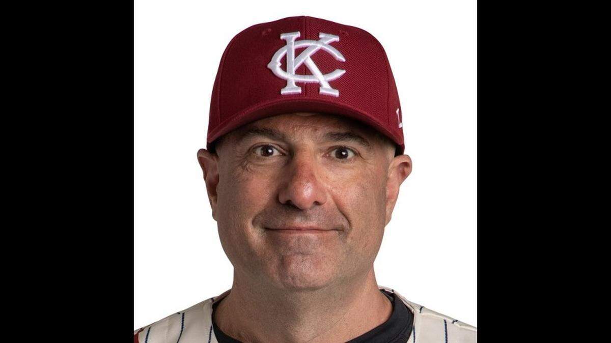 Kansas City Monarchs manager Joe Calfapietra on Thursday was recognized as the American Association Manager of The Year for the second time.&nbsp;