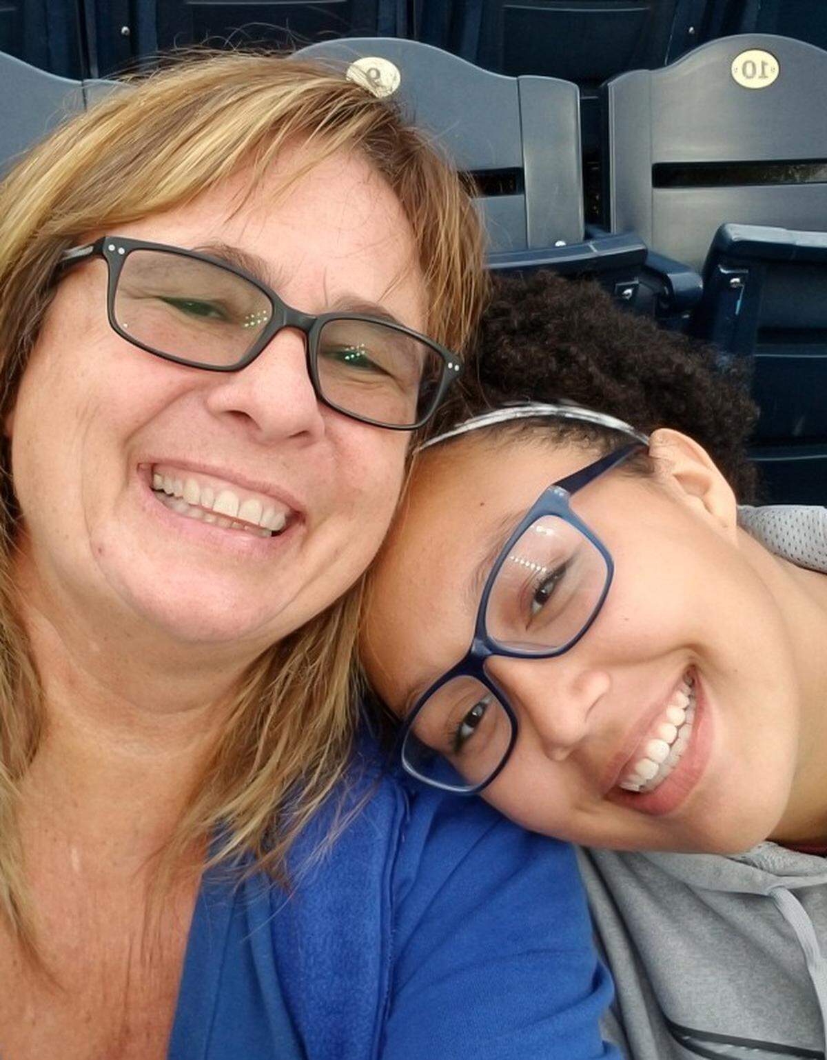 Jetaya Lucero and her mother, Sharen Lucero, share a special moment. Jetaya’s name came from the phrase Je t’aime, which means “I love you” in French.