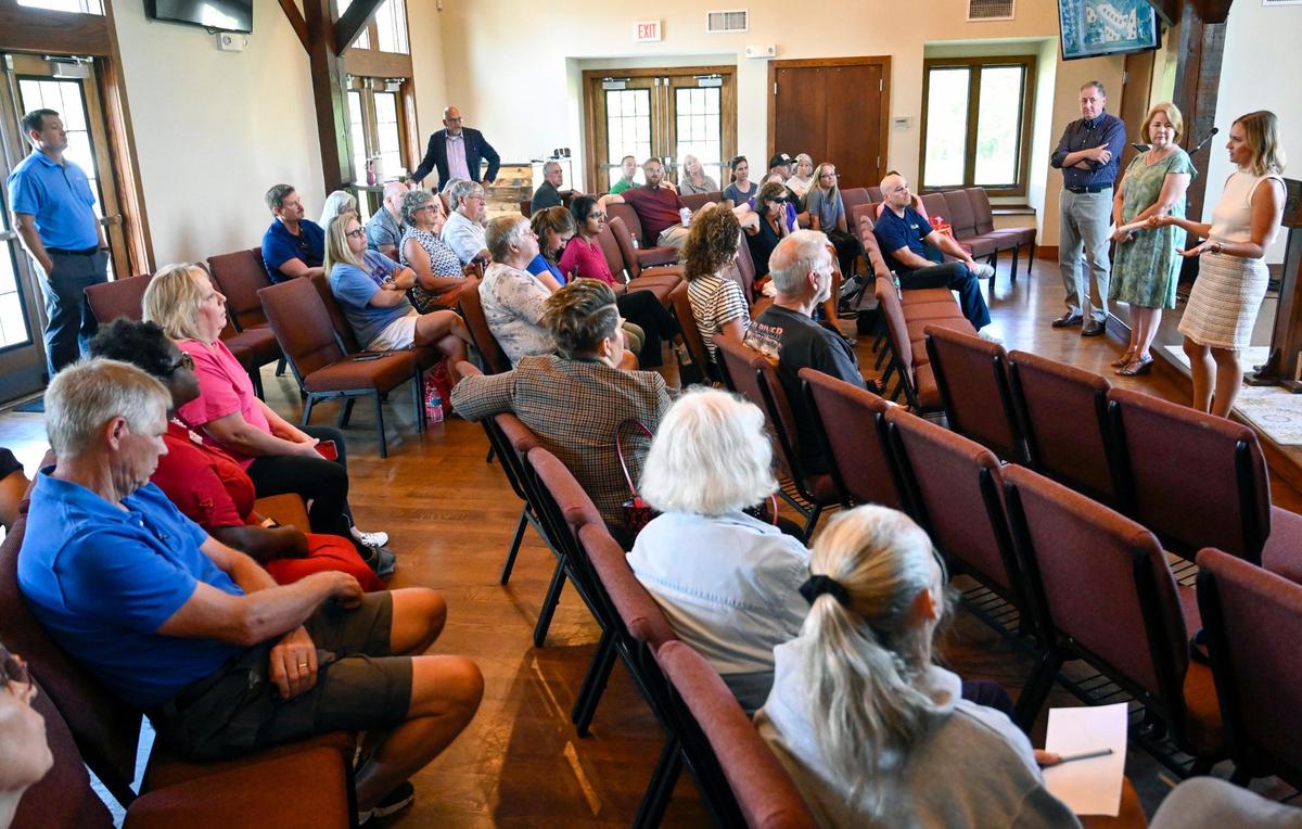 Olathe neighbors packed a meeting earlier this month about Habitat for Humanity’s proposed 14-unit affordable single-family home development. The project is part of a partnership with Pathway Community Church, 15885 S. Blackbob Road, which owns the land.