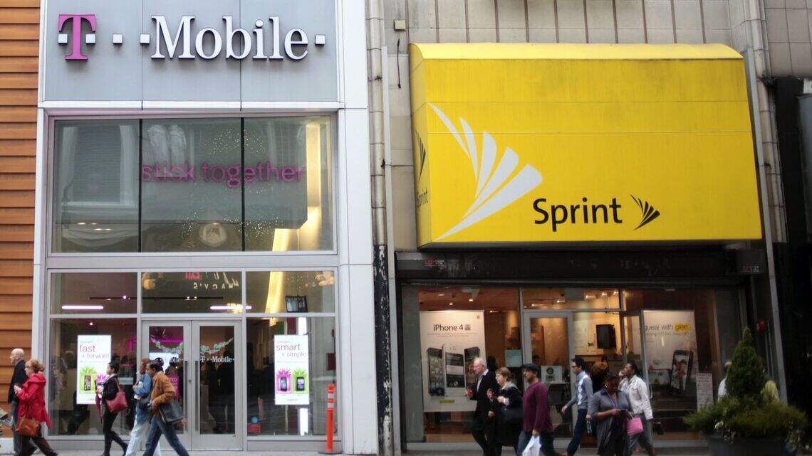 Sprint, T-Mobile merger ‘presumptively unlawful’ says union, consumers, telecom group