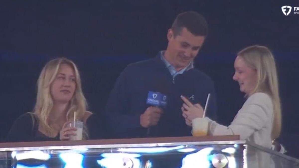 Braves TV reporter Wiley Ballard got a woman’s phone number during a game earlier this week.