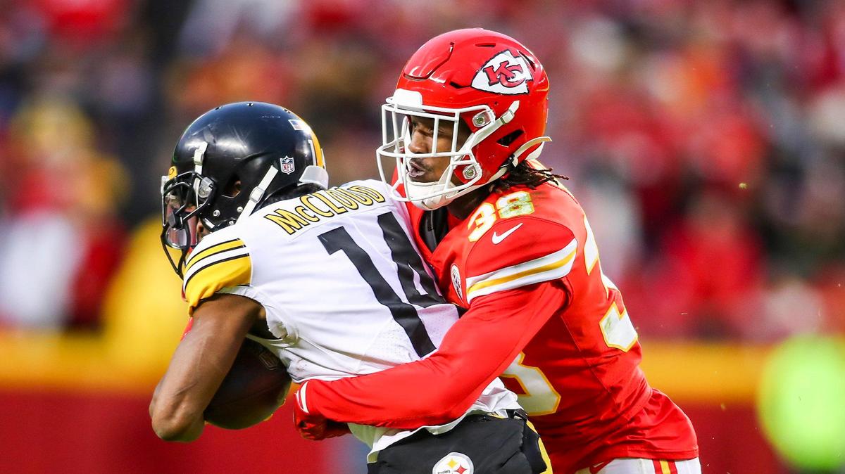 Chiefs cornerback L’Jarius Sneed (38) tackles Steelers wide receiver Ray-Ray McCloud (14) during the game between the Kansas City Chiefs and the Pittsburgh Steelers on December 26, 2021, at Arrowhead Stadium in Kansas City, Missouri.