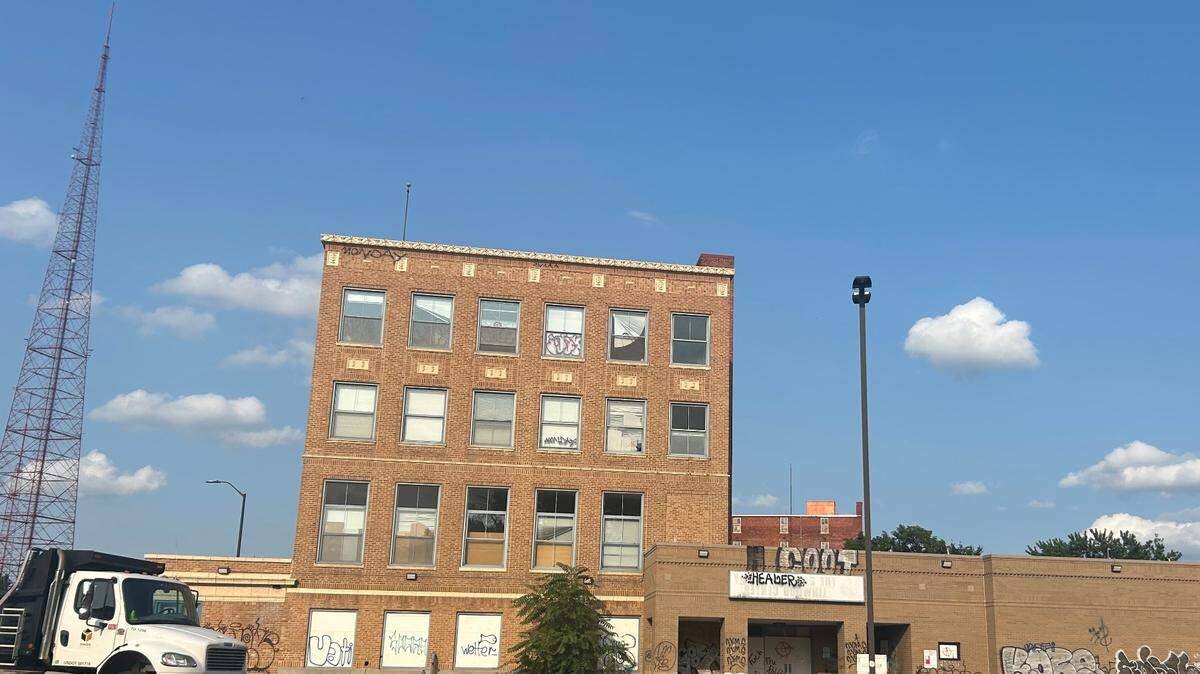 The Carmen Building at 101 W Linwood Blvd. in Old Hyde Park in Kansas City, where some neighbors say the historic building’s new owner has intentionally let the property go to ruin while bids for historic designation interfere with his plan to tear the building down.