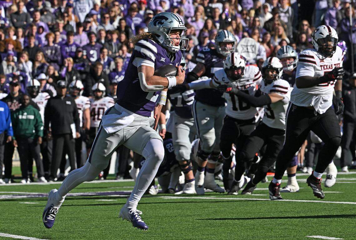 MANHATTAN, KS - NOVEMBER 01: Quarterback Avery Johnson #2 of the Kansas State Wildcats runs up field against the Texas Tech Red Raiders in the first half at Bill Snyder Family Football Stadium on November 1, 2025 in Manhattan, Kansas. (Photo by Peter Aiken/Getty Images)