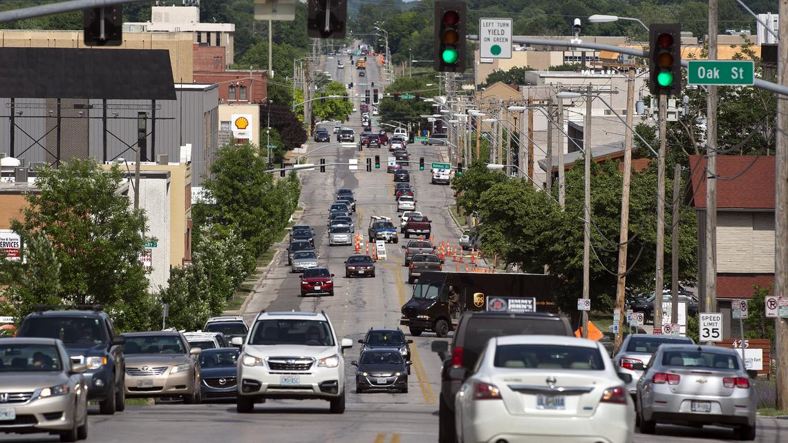 A view of 63rd Street looking east from Oak Street. Many Missouri drivers let their paper temporary tags expire. A new state law aims to change that.