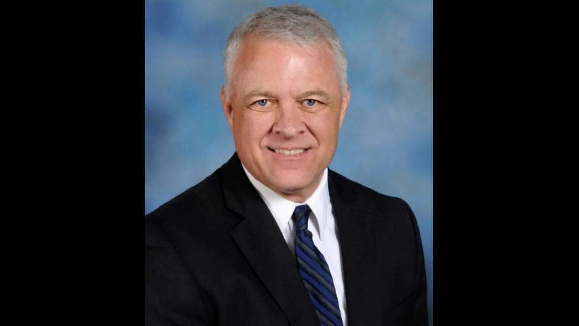 The Gardner Edgerton school board has announced the district’s new superintendent: Brian Huff, currently the associate superintendent of curriculum and instruction in the Raytown district.