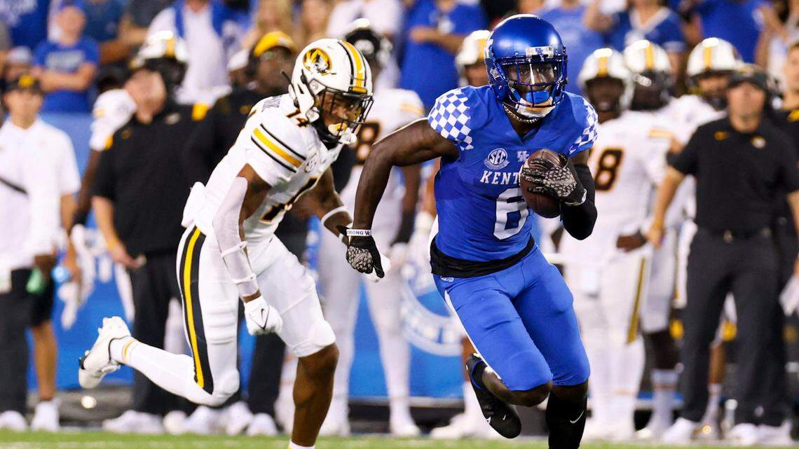Two Kentucky football players sidelined for Citrus Bowl after car accident