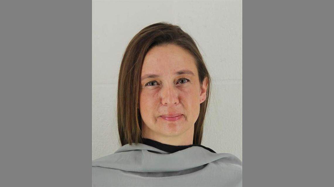 Johnson County mayor’s perjury arrest came after she used a false identity, police say