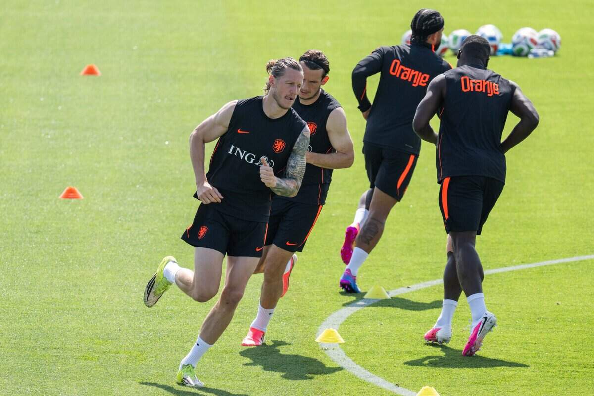 Players from the Netherlands during an open practice on Wednesday, June 10, 2026, in Riverside. The Dutch national team will train between matches at the Kansas City Current training facility.