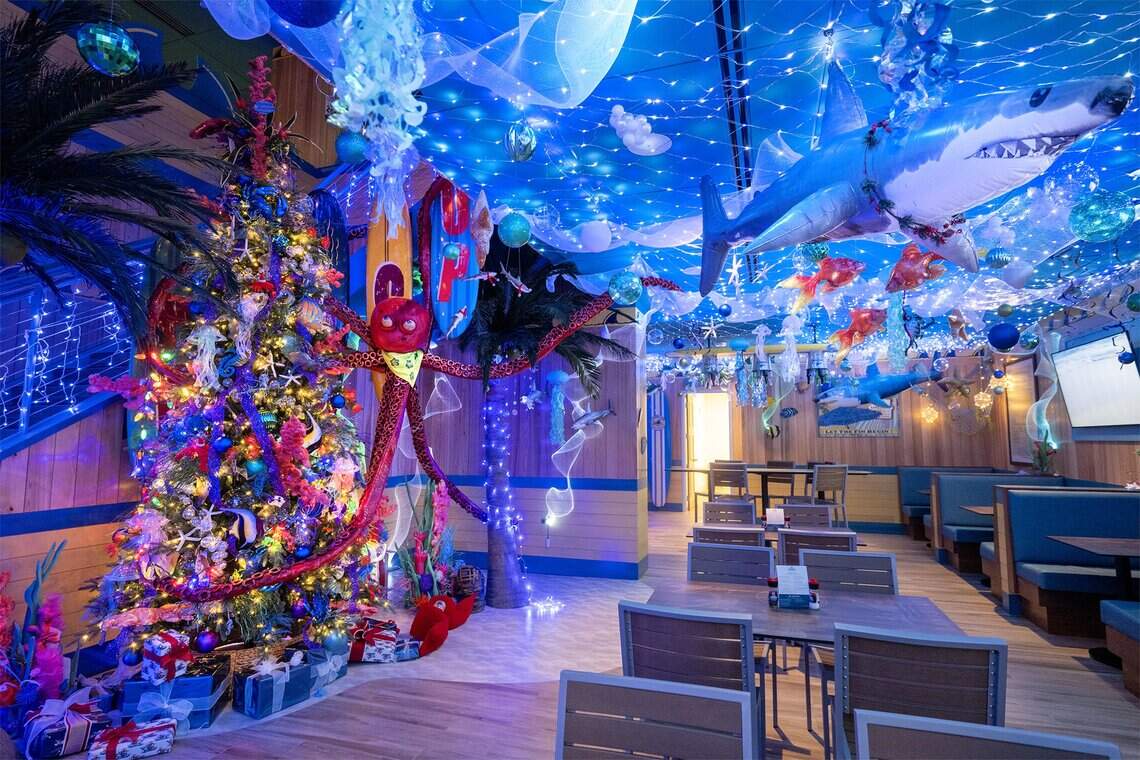 Tour the new holiday pop-up bars at KCK Margaritaville Hotel | Kansas