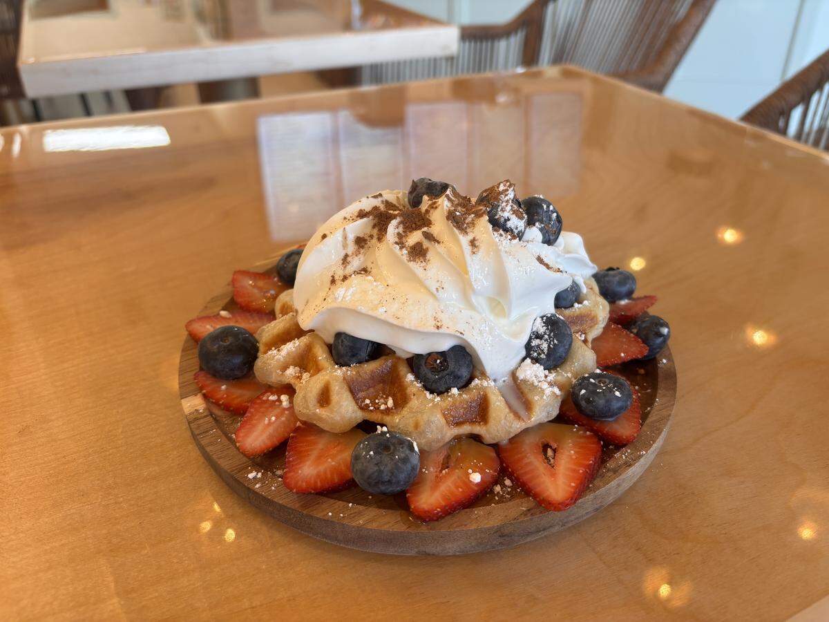 Te Amo Cafe’s Cream Berry Croffle (croissant and waffle batter, whipped cream, strawberries and blueberries; $7).