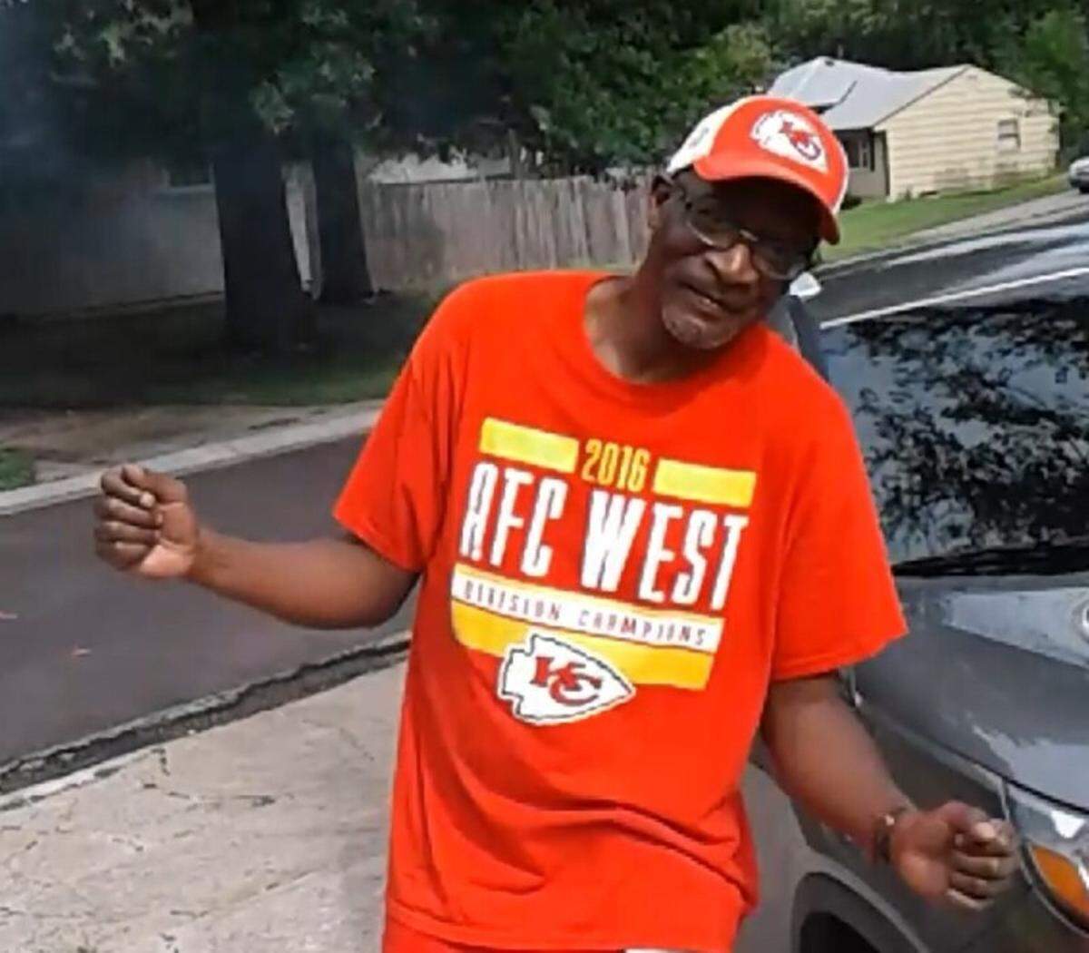 Derrell Pratt, industrial worker, died Sept. 9. He was 69.