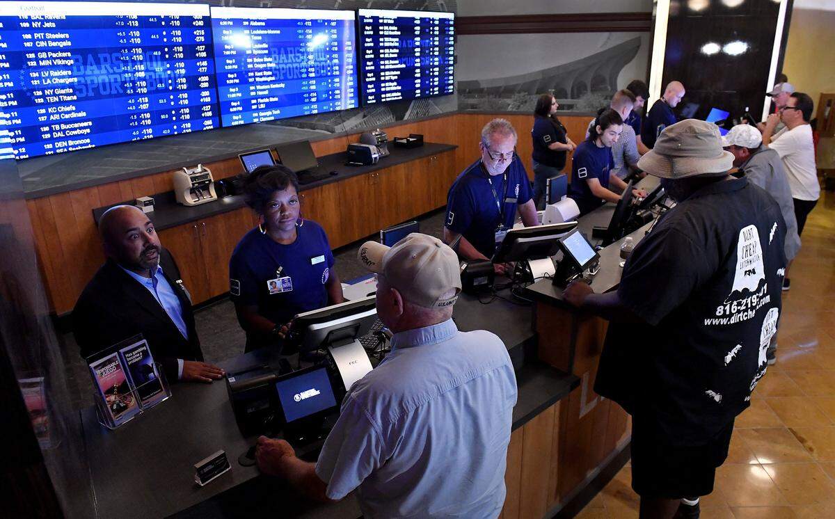When sports betting became legal in Kansas, the first wagers were placed at a temporary Barstool Sportsbook location at Hollywood Casino at Kansas Speedway, in Kansas City, Kansas. Eight Missouri casinos received licenses to operate sports betting on their properties.
