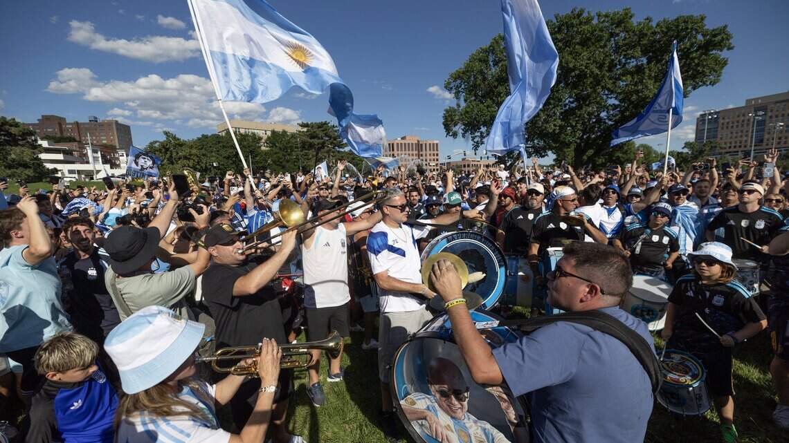 Argentina fans take over Kansas City park before World Cup game in ‘magic’ rally