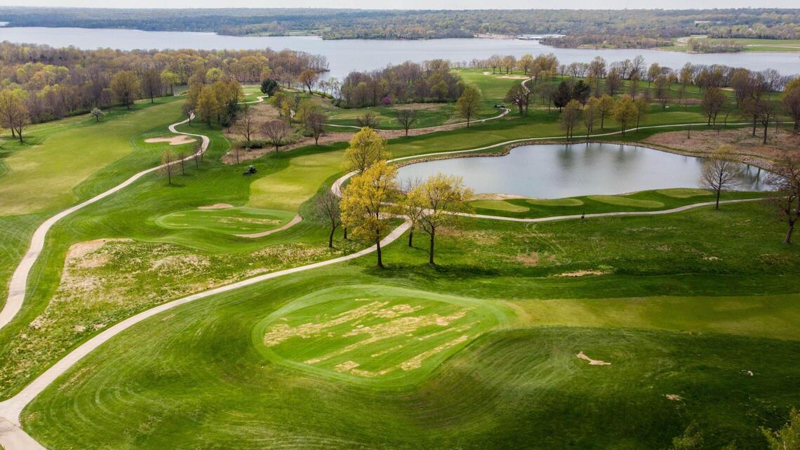 Lawn care goof closes Kansas City golf course for a month and will cost the county