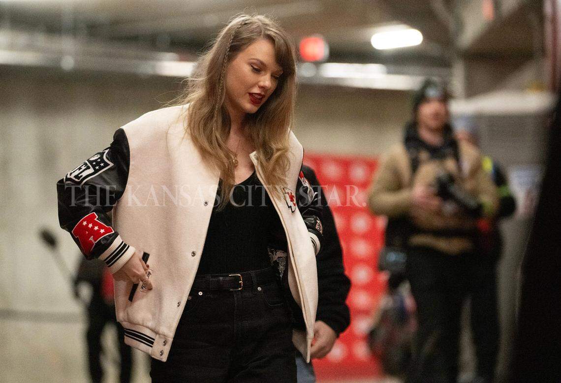 Pop superstar Taylor Swift, who is dating Chiefs tight end Travis Kelce, arrives for the Chiefs game against the Cincinnati Bengals game on Sunday, Dec. 31, 2023, at GEHA Field at Arrowhead Stadium.