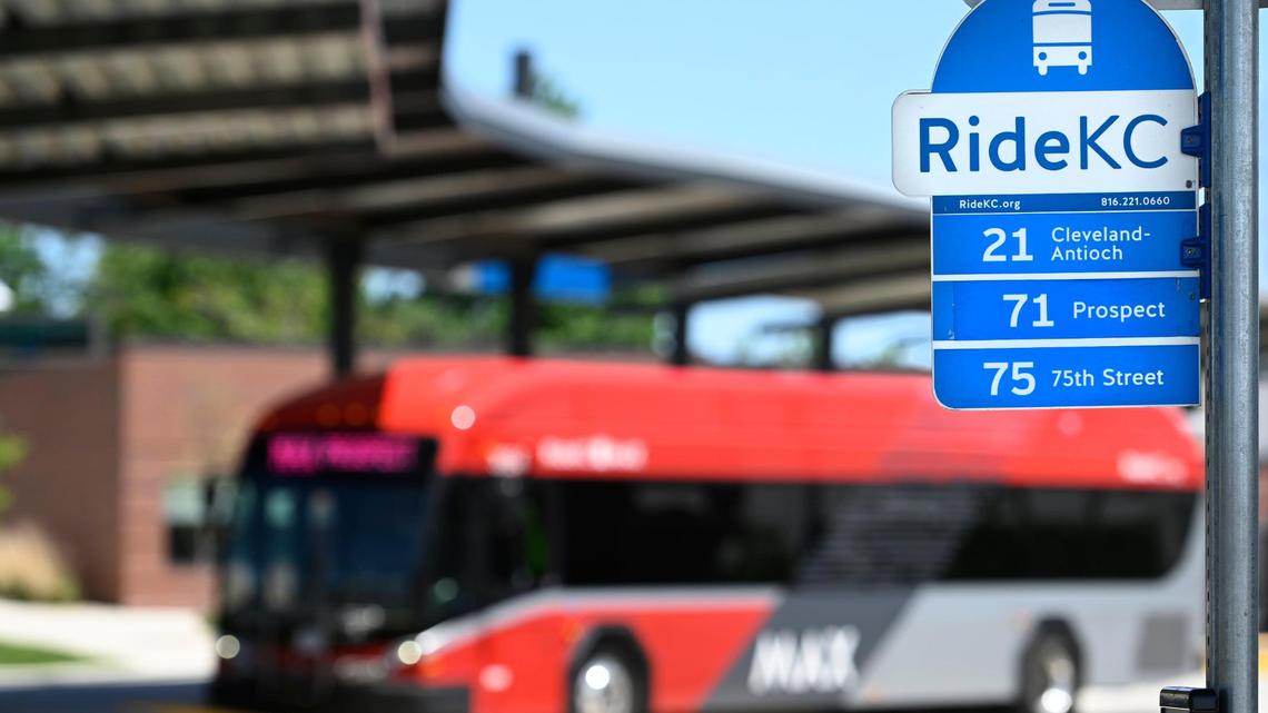 Kansas City is considering more east-west transit options. Here’s how you can weigh in