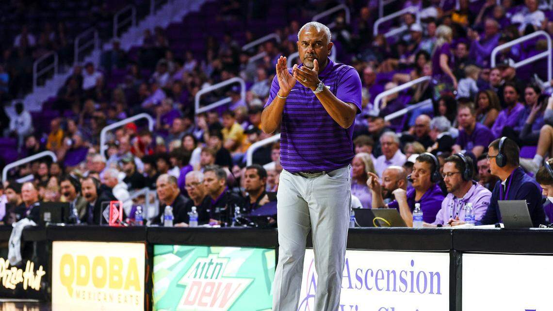 K-State basketball’s Jerome Tang during an exhibition game vs. Fort Hays State on Oct. 29, 2024.