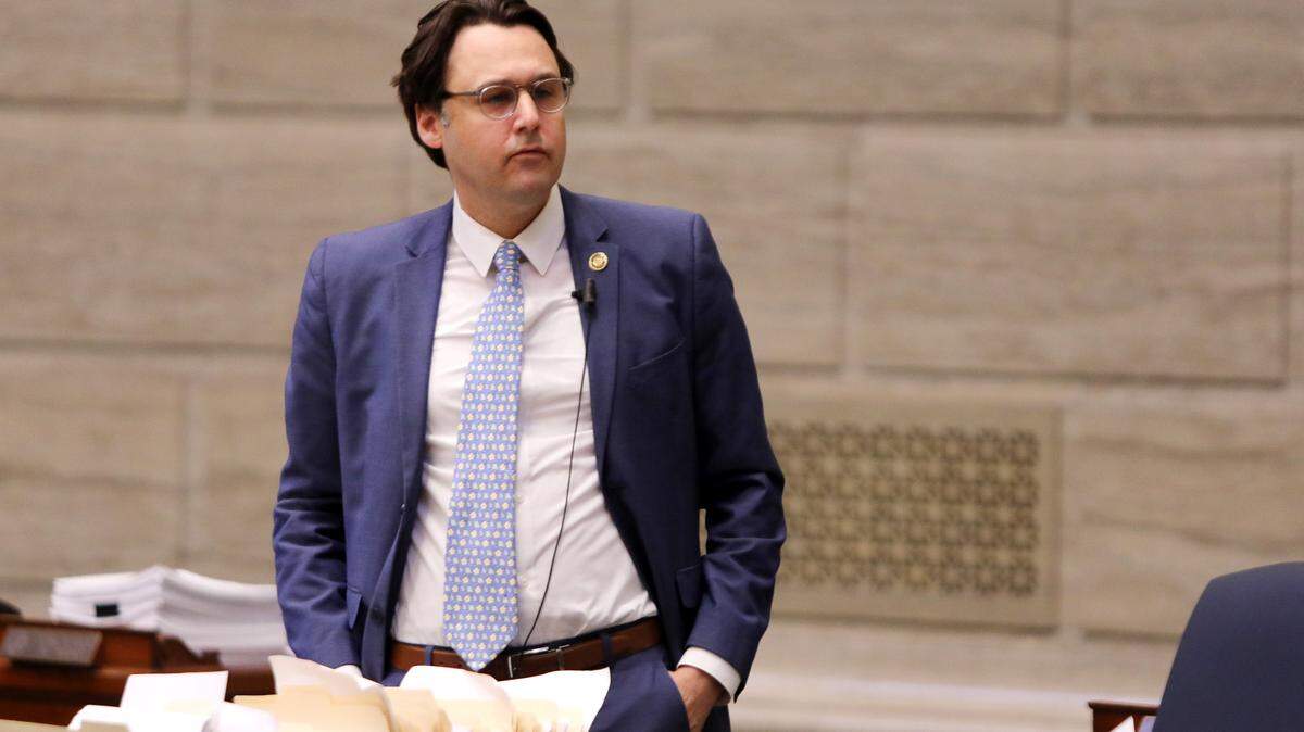 Missouri Senate Minority Leader John Rizzo, an Independence Democrat.