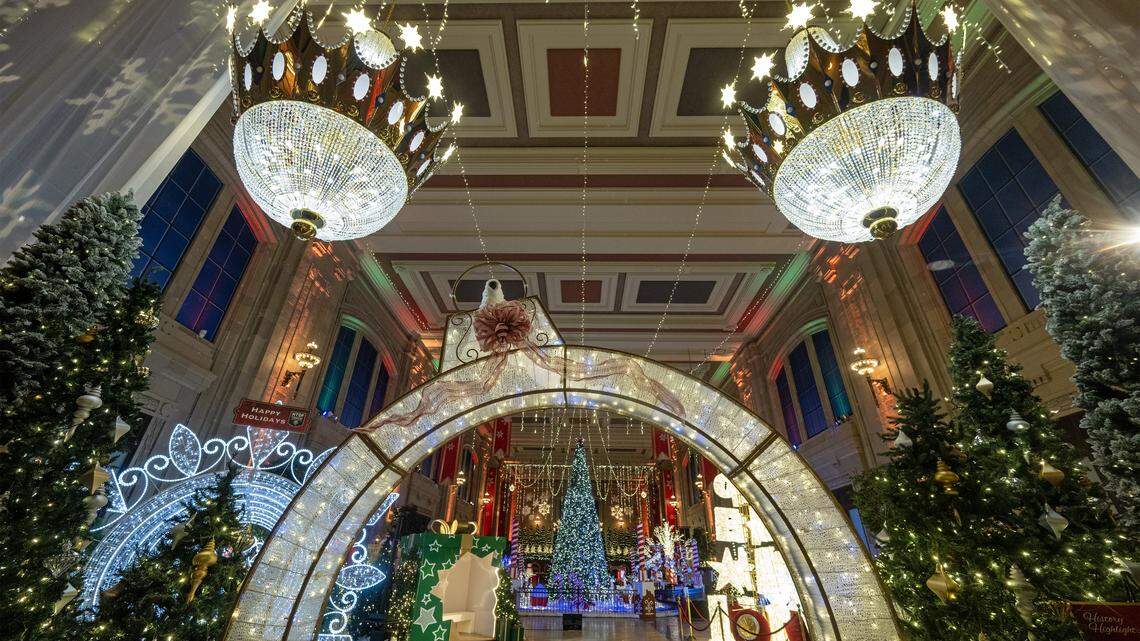Looking for holiday fun in Kansas City as Christmas nears? We’ve got 18 ideas