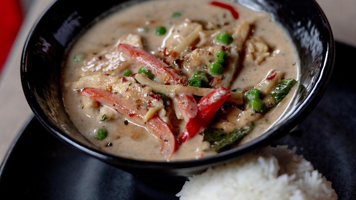 The Kaeng Khiao Wan Kai at Lulu’s Thai Noodle Shop is green curry at its best.