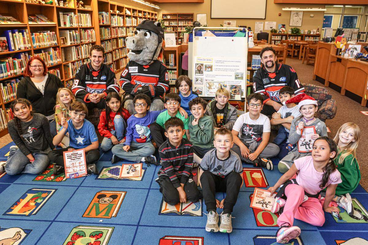Members of the Kansas City Mavericks during a recent community service event.