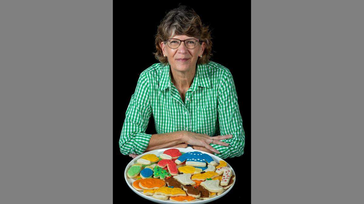When her daughter was 3, Kathy Carr decided rolling sugar cookies would be a fun tradition. Years later, she’s still baking dozens.