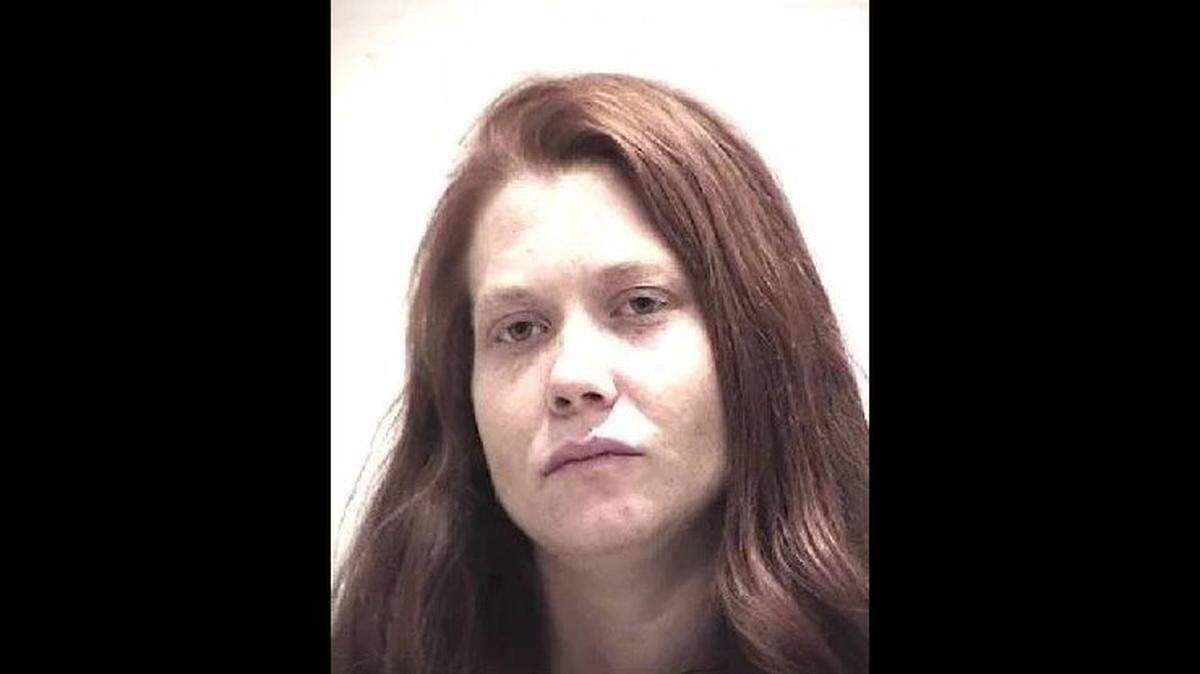 Jenna M. Boedecker, the mother of two children found dead in Clay County, allegedly assaulted her husband about 12 hours before her children were pronounced dead.