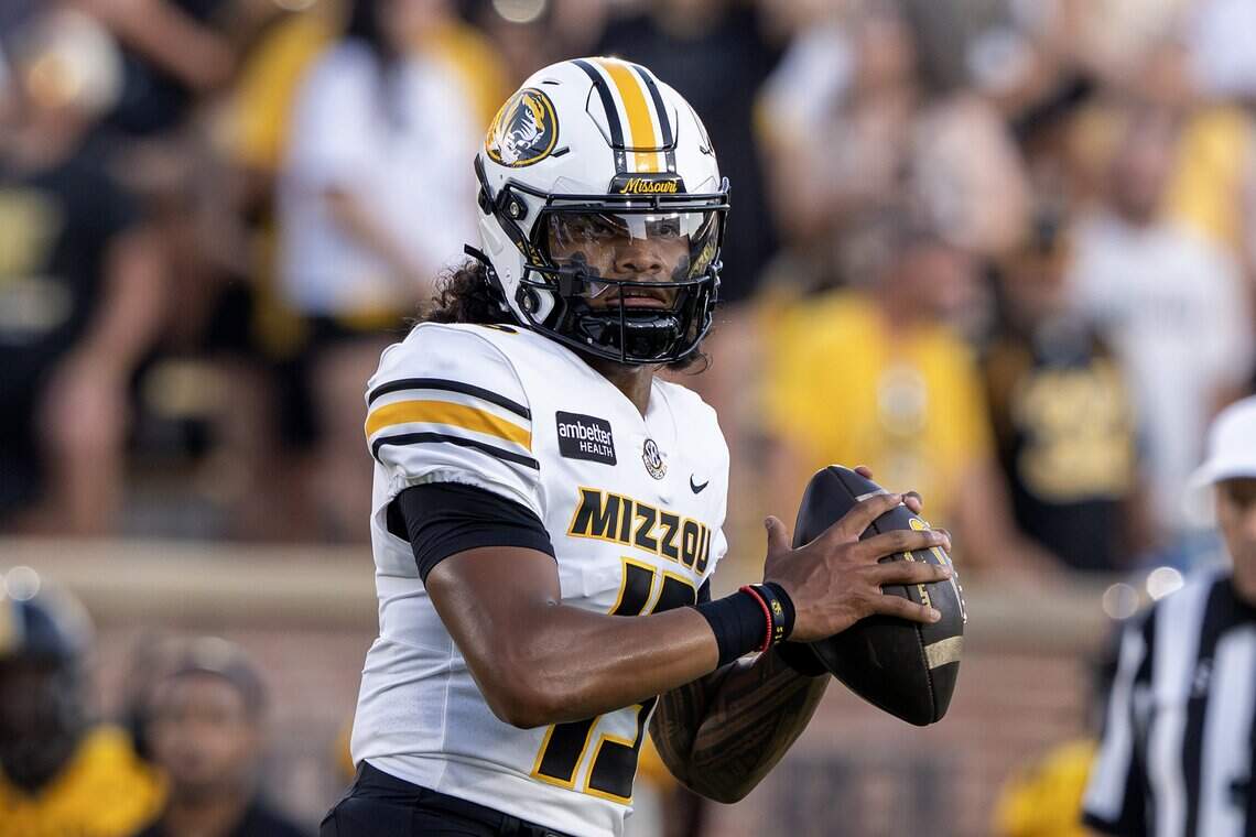 Mizzou’s new offense makes big first impression. So did Tigers QB Austin Simmons
