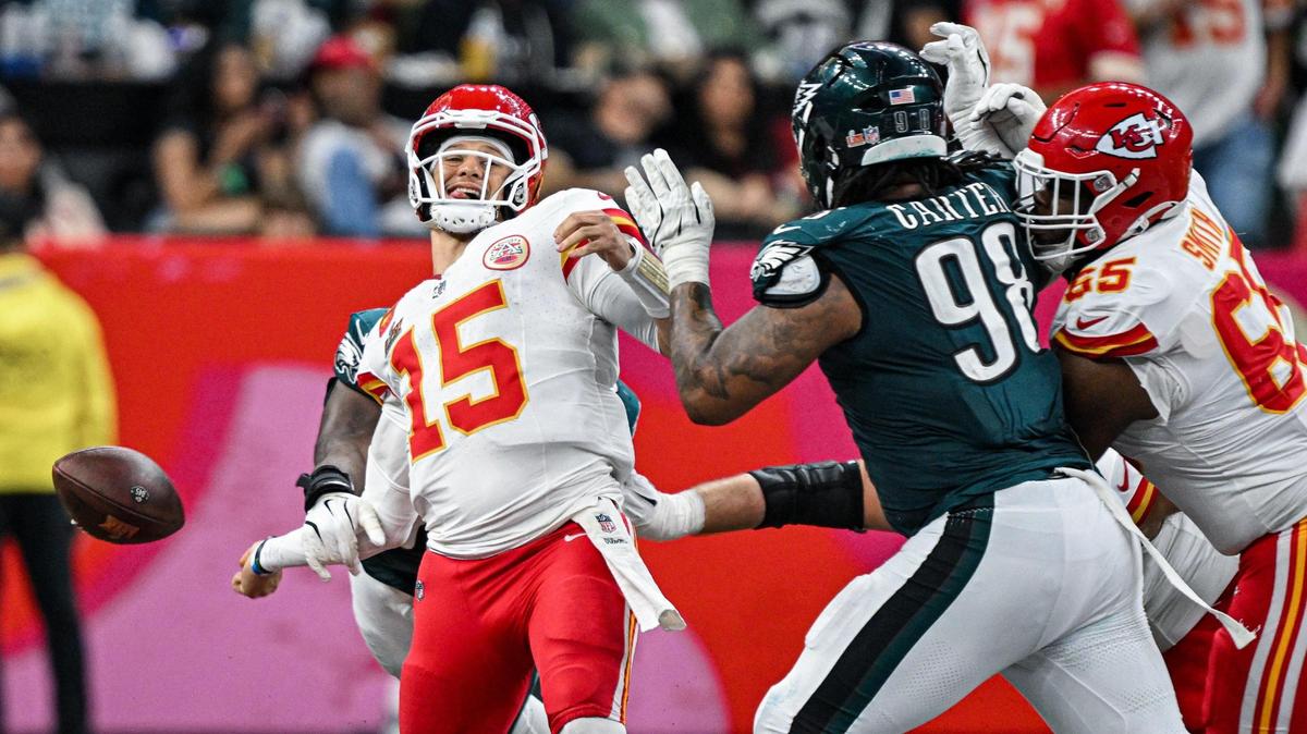 SUPER BOWL DUD: Five things that stood out about Chiefs’ blowout loss to Eagles