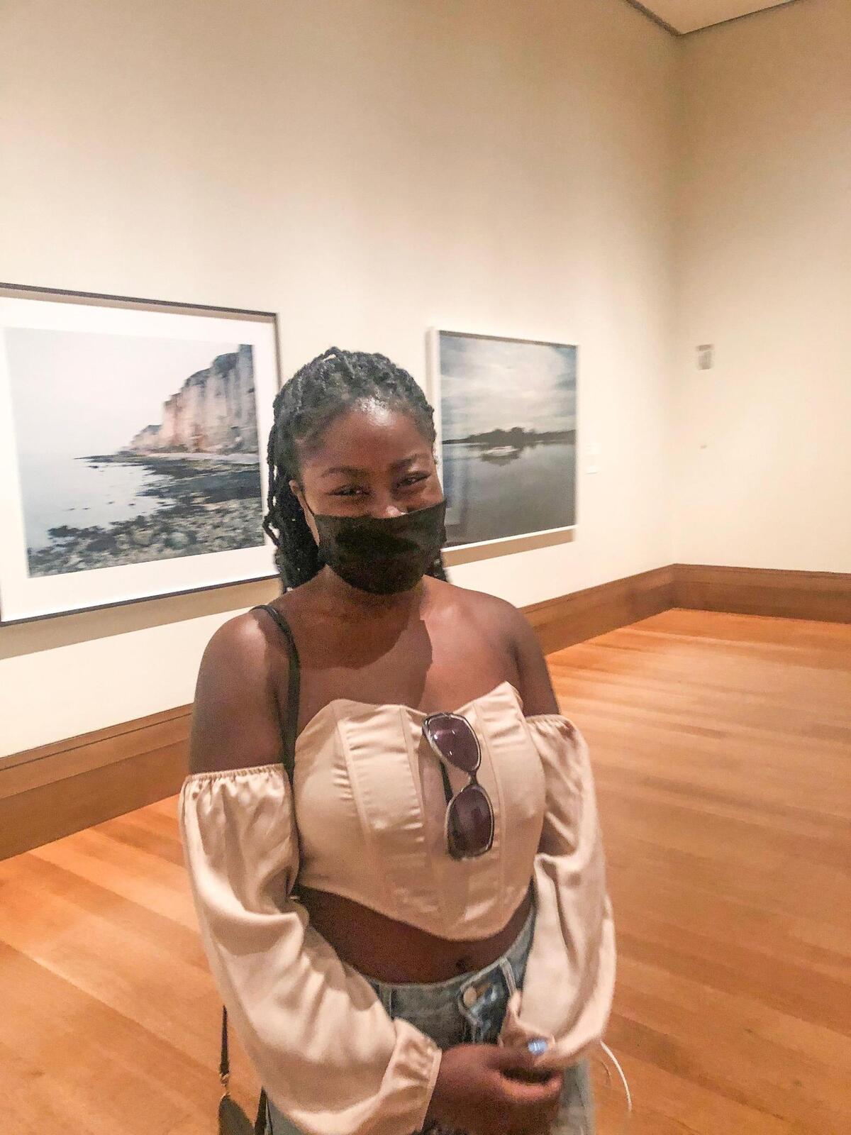 High school senior Imaje Harvey enjoying a museum.