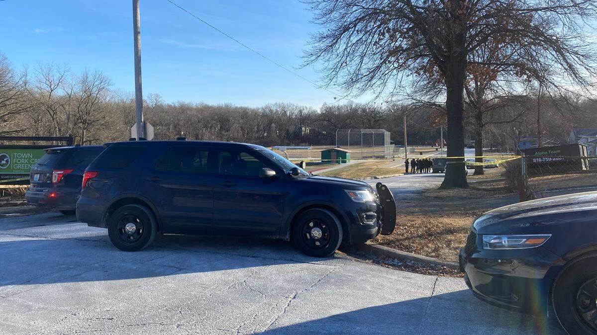 Kansas City police investigate a homicide in the 5700 block of Agnes Avenue in Kansas City, Missouri.