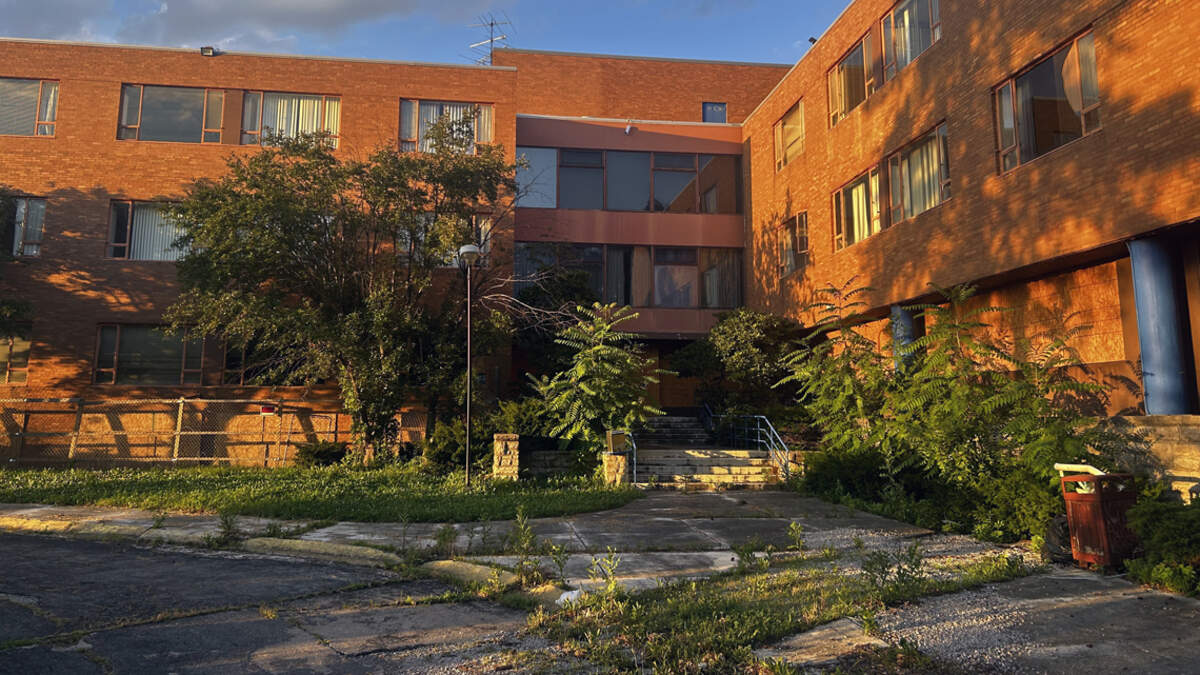 Years of neglect have turned a former nursing home in Waldo into a blighted headache. Residents are fed up.