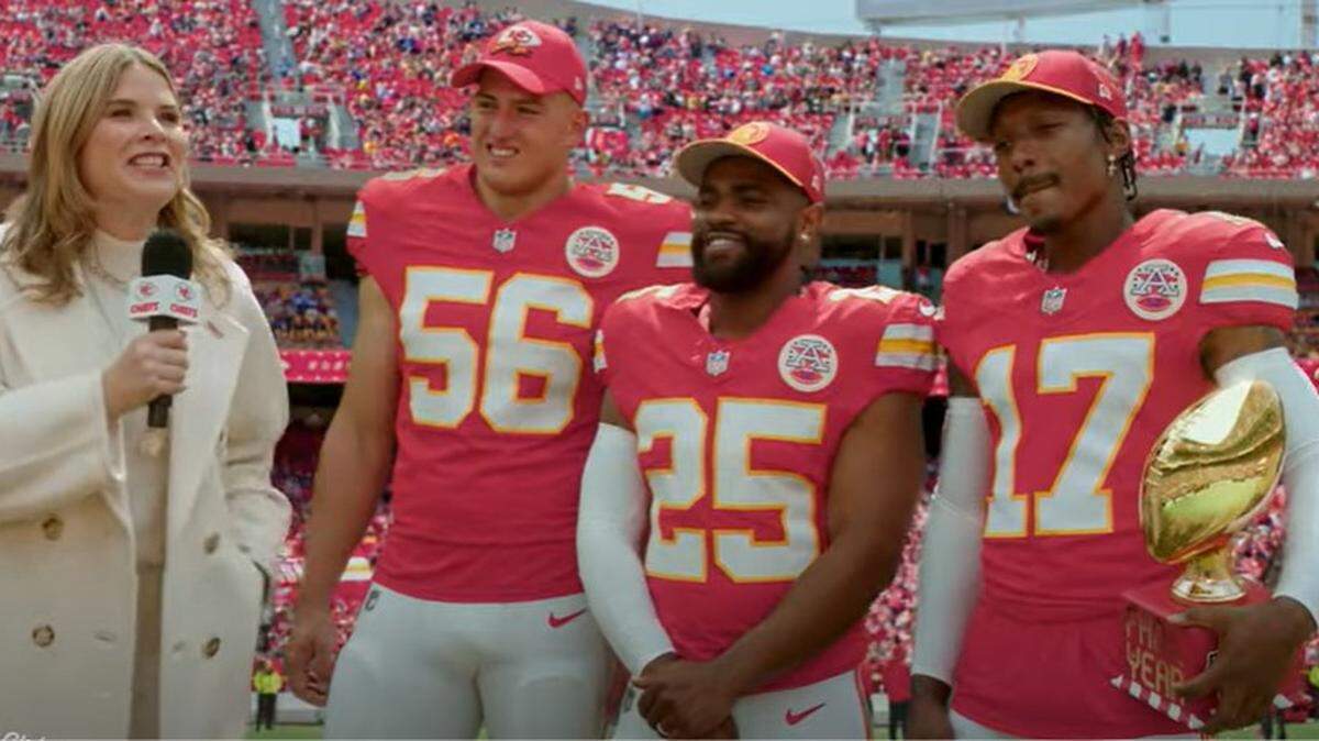 “Today” show host Jenna Hager Bush talks with the Chiefs’ George Karlaftis, Clyde Edwards-Helaire and Mecole Hardman in the Hallmark movie.
