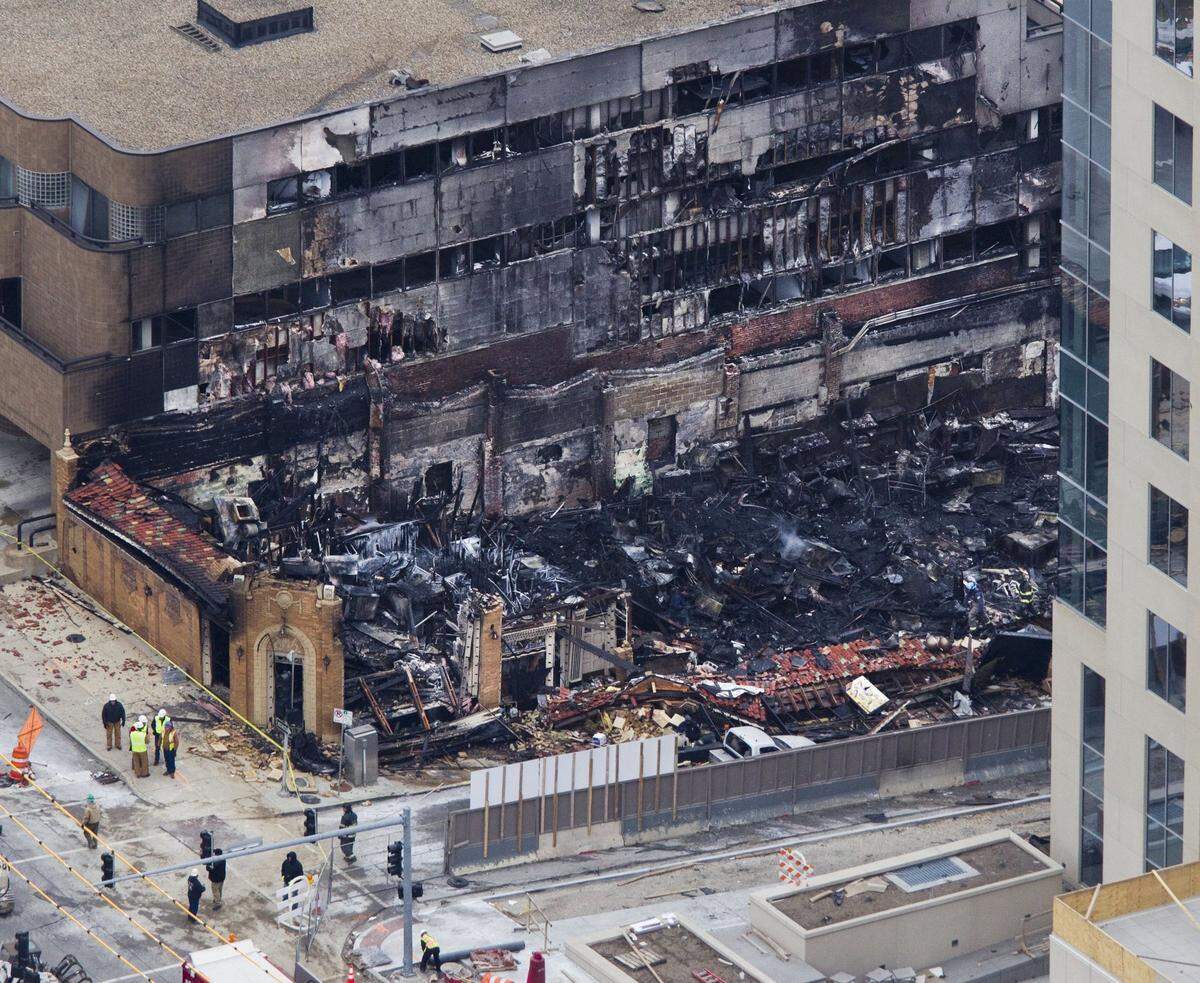 JJ’s Restaurant on the Plaza, one of the long-established restaurants there, came to a tragic end when a natural gas explosion and fire destroyed it in 2013. One person died in the blast.