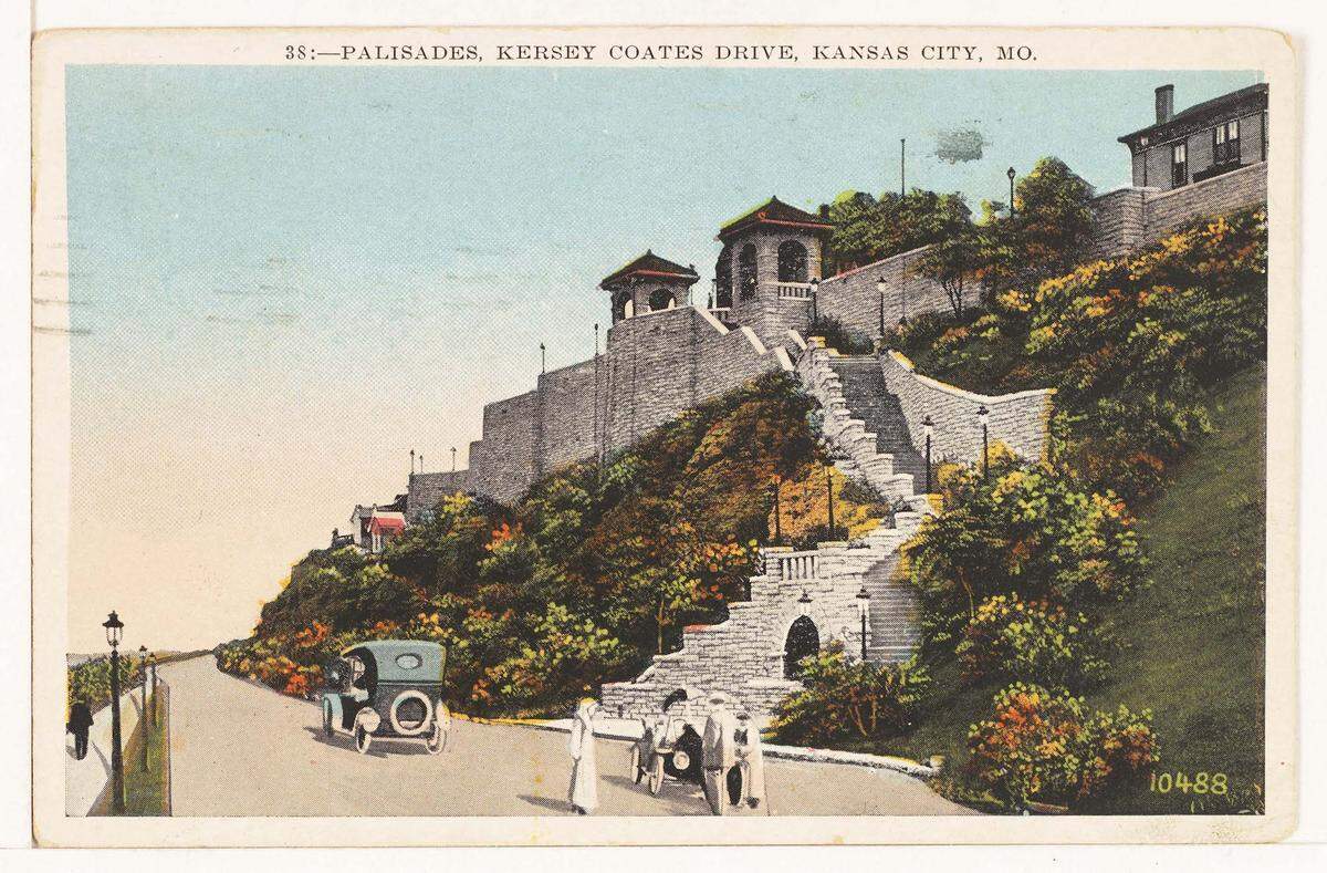 Postcard showing West Terrace Park and Kersey Coates Drive, both victims of the West Freeway’s construction, 1909. 