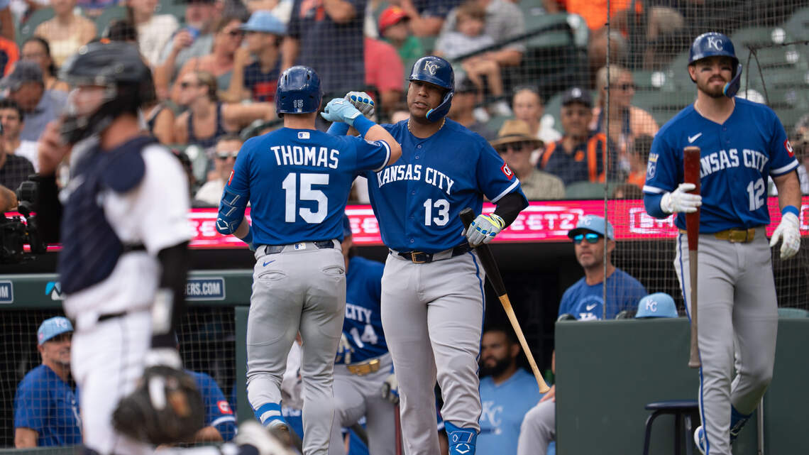 Michael Massey’s clutch home run lifts Kansas City Royals to 5-4 win over Tigers