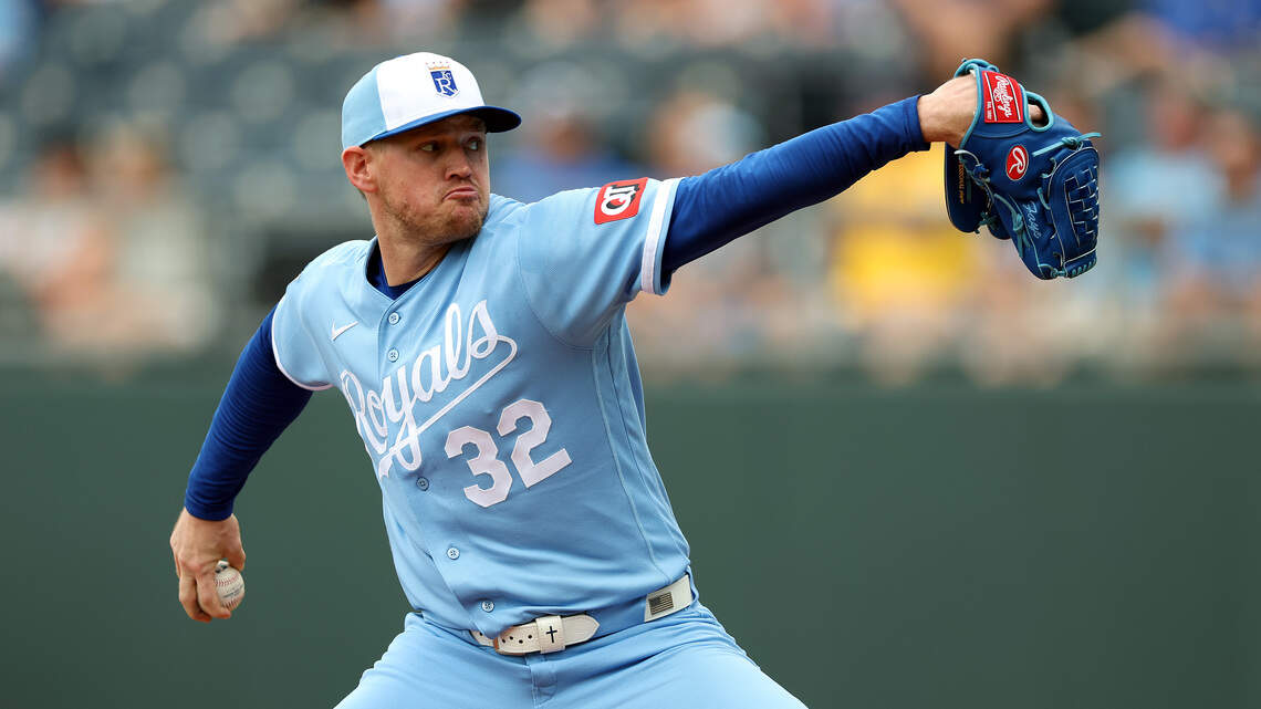 Royals RHP Stephen Kolek becomes latest KC pitcher to hit the injured list