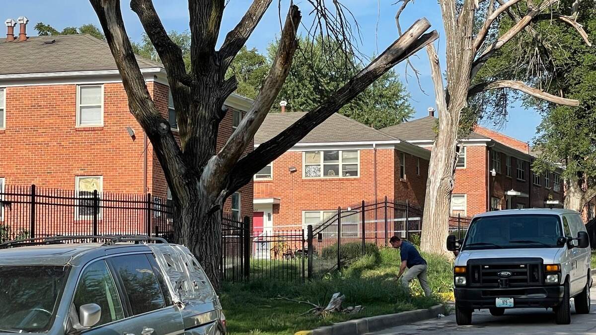 Police respond to man fatally stabbed in KC apartment | Kansas City Star