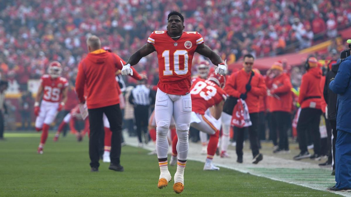 Kansas City Chiefs wide receiver Tyreek Hill gets himself fired up before the AFC Championship Game against the Cincinnati Bengals at Arrowhead Stadium on Jan. 30.