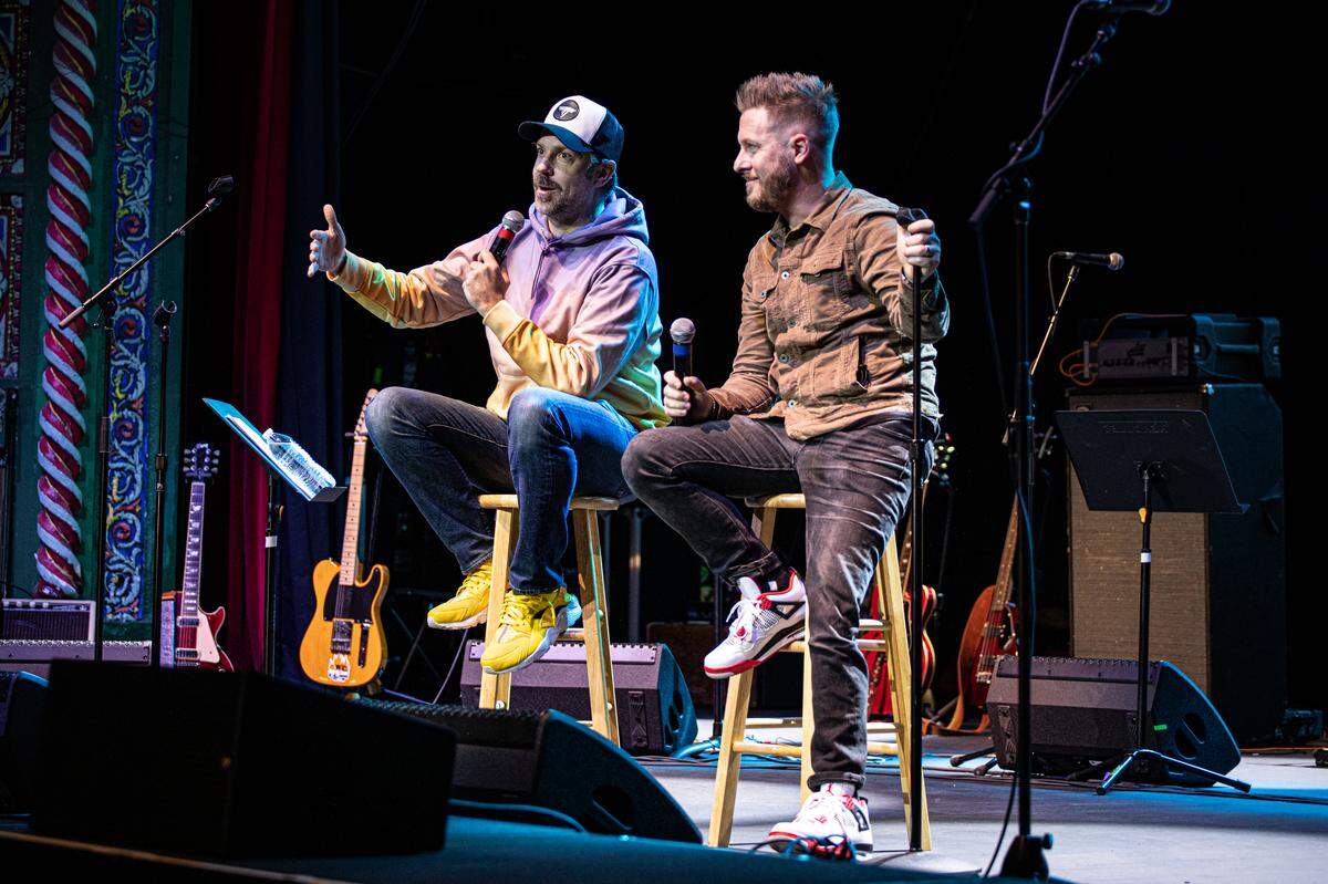 Steps of Faith Foundation CEO Billy Brimblecom Jr. and Jason Sudeikis host Thundergong!, an annual fundraiser helping amputees get the prosthetics they need Saturday, Nov. 8 at Uptown Theater in Kansas City.