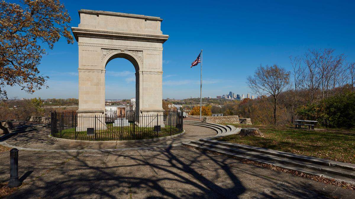 The Rosedale Arch is featured on the new Sporting KC jerseys.