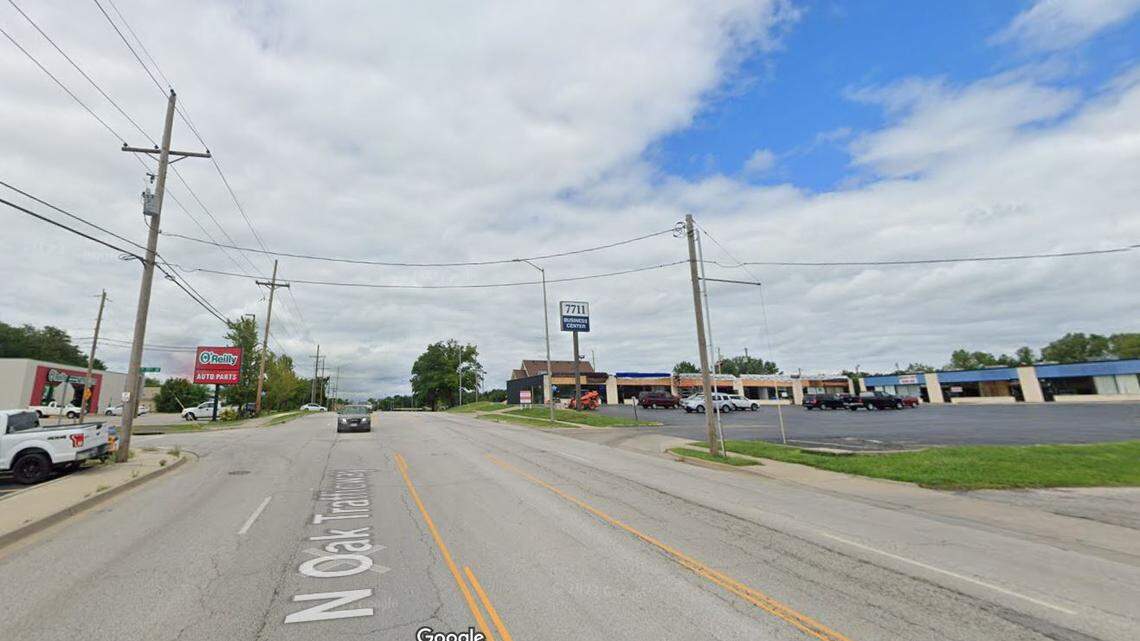 A 30-year-old Kansas City man suffered life-threatening injuries in a shooting shortly after 5:30 p.m. Sunday in the 7700 block of North Oak Trafficway in Gladstone, Capt. Karl Burris, a spokesman for the Gladstone Police Department, said in a news release. This Google Maps Street View image of the area is from 2023.