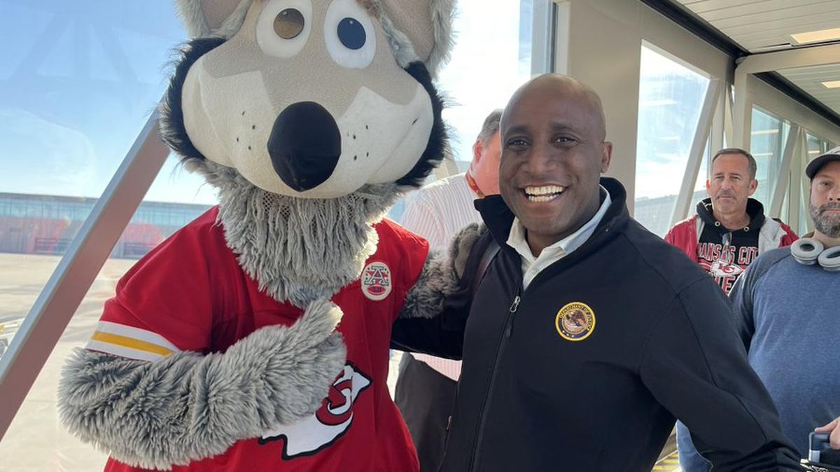 Mayor Quinton Lucas posted this photo of him with Chiefs mascot KC Wolf as he left Wednesday for Germany to see the Chiefs play the Dolphins in Frankfort on Sunday.