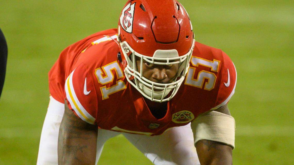 Chiefs defensive end Mike Danna lines up against the Houston Texans Sunday at Arrowhead Stadium in Kansas City.