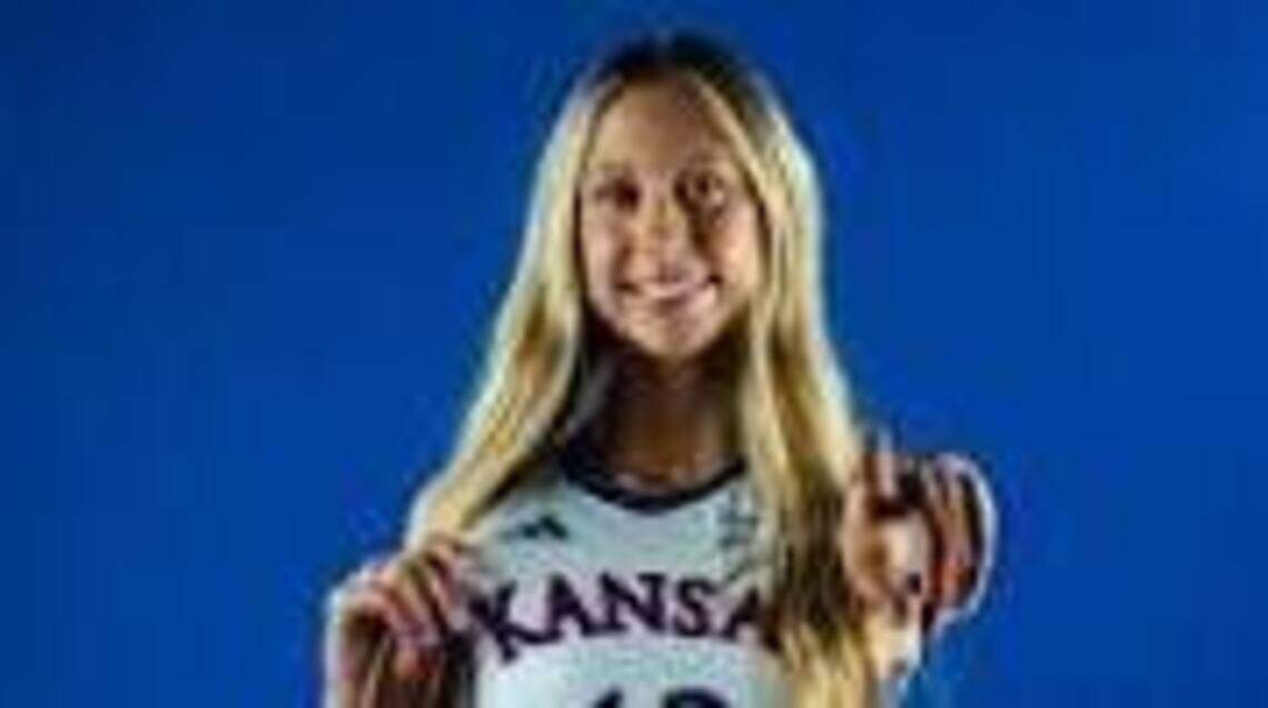 Two KU Jayhawks volleyball standouts from KC area honored by Big 12’s coaches
